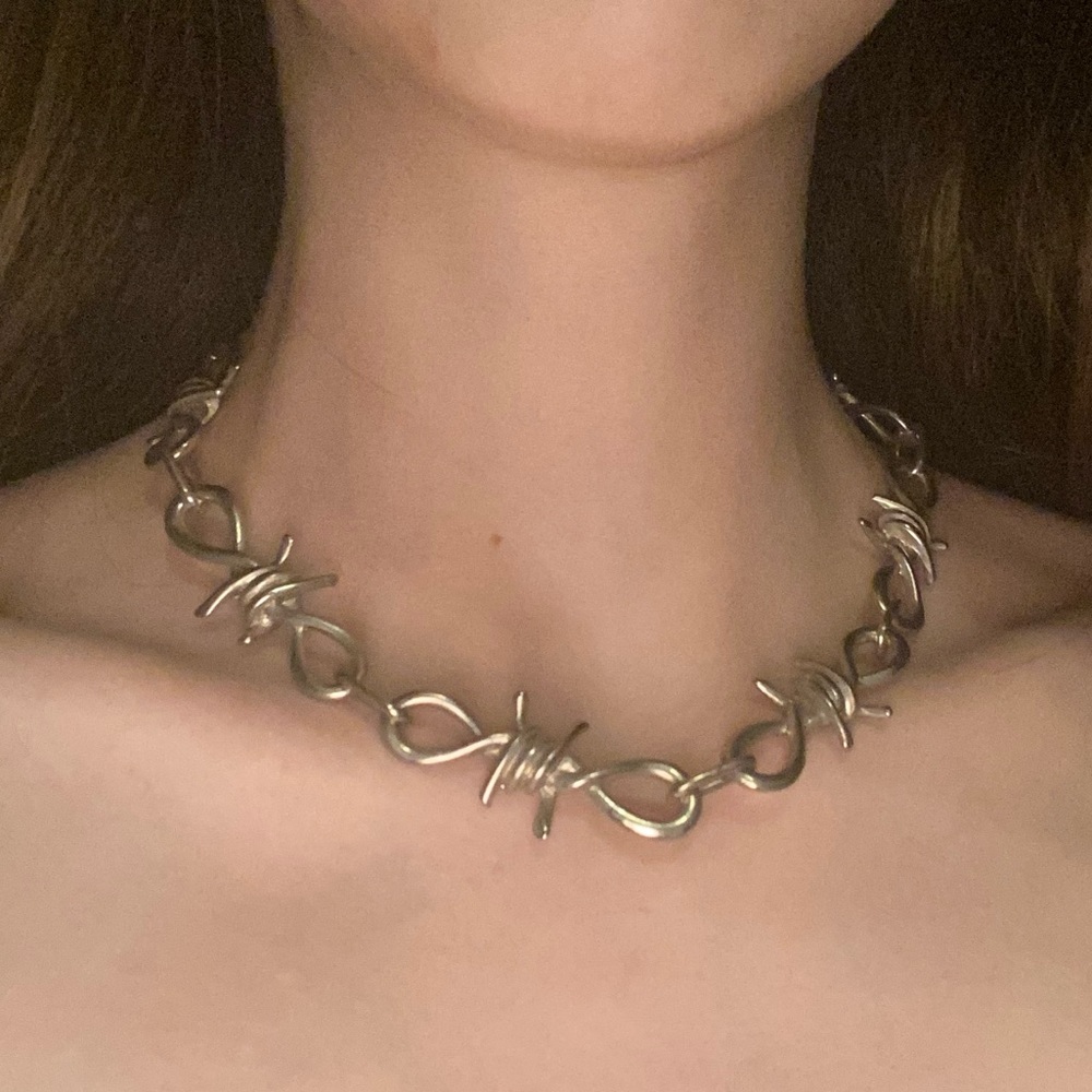 barbed wire chain necklace